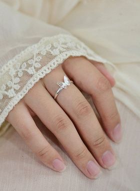 S999银轻奢蝴蝶银戒指女纯银高级感气质甜美开口可调节食指戒