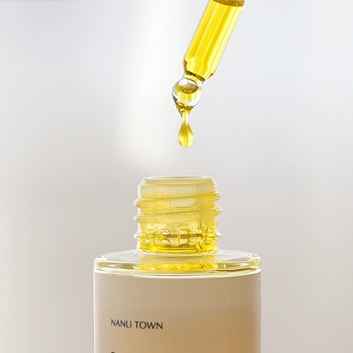 Essence C+Polyne White нежная и вентиляционная кожа квалифицированная безумная эссенция масляная фильтрация и черный Лян Лян