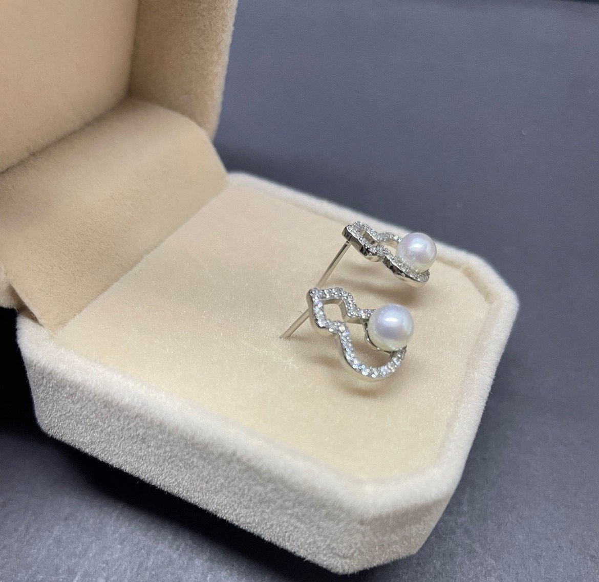 精工纯银葫芦款天然珍珠耳钉 诸暨天然淡水正圆无瑕珍珠耳钉耳夹,淘宝优惠券,粉丝福利购,淘宝优惠卷