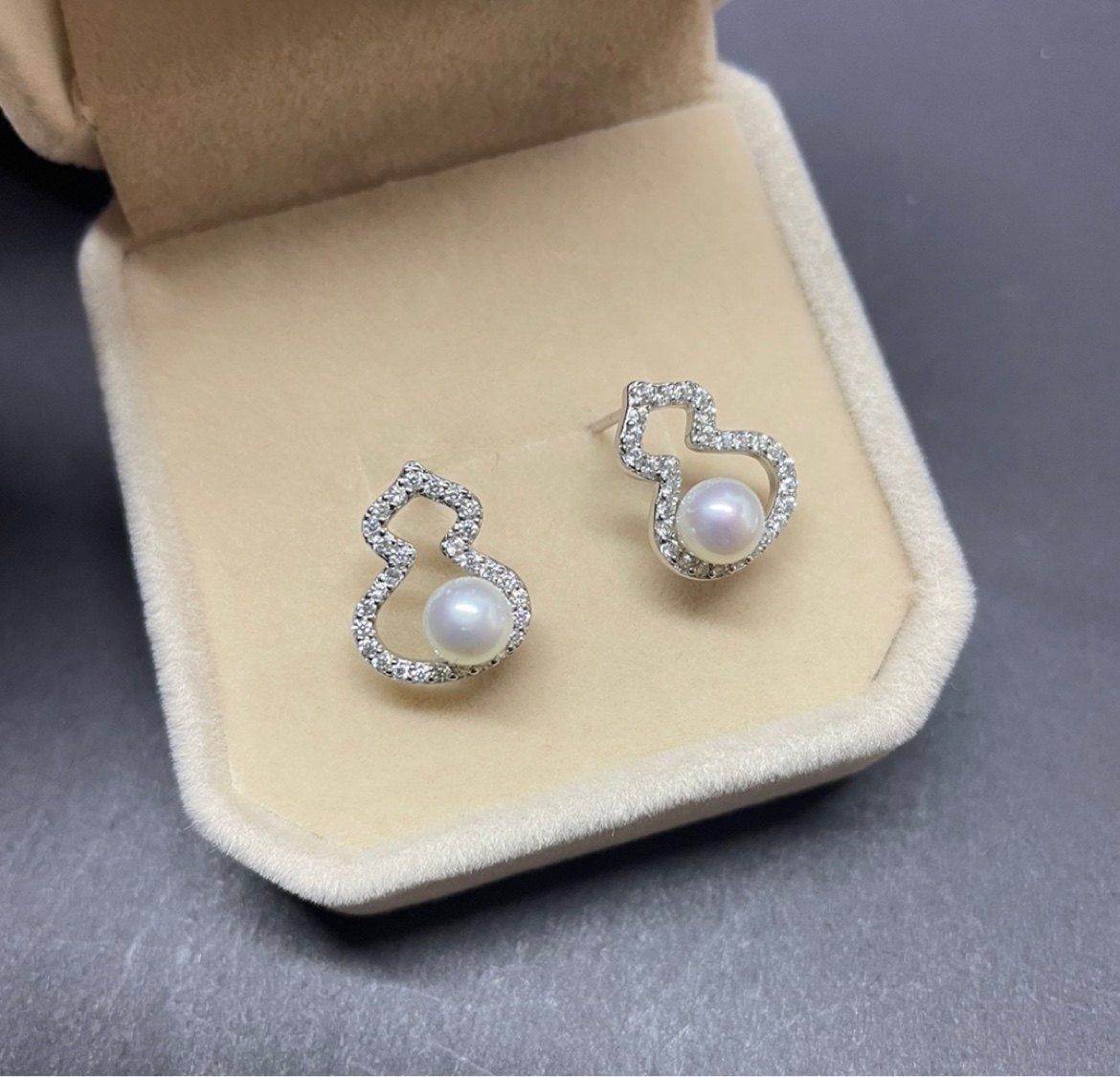 精工纯银葫芦款天然珍珠耳钉 诸暨天然淡水正圆无瑕珍珠耳钉耳夹,淘宝优惠券,粉丝福利购,淘宝优惠卷