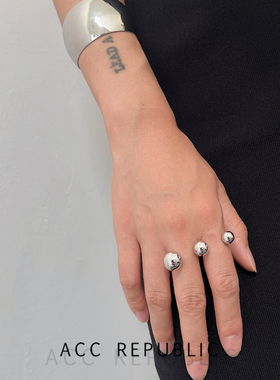 ACCREPUBLIC小众设计连指戒圆形戒指指环新款大圆球百搭高级感女