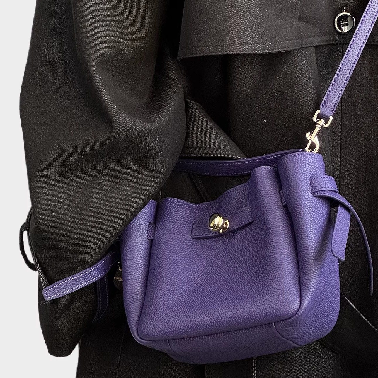 RANU小众设计头层牛皮手拎包通勤单肩手提包斜挎包元宝包菜篮子包,淘宝优惠券,粉丝福利购,淘宝优惠卷