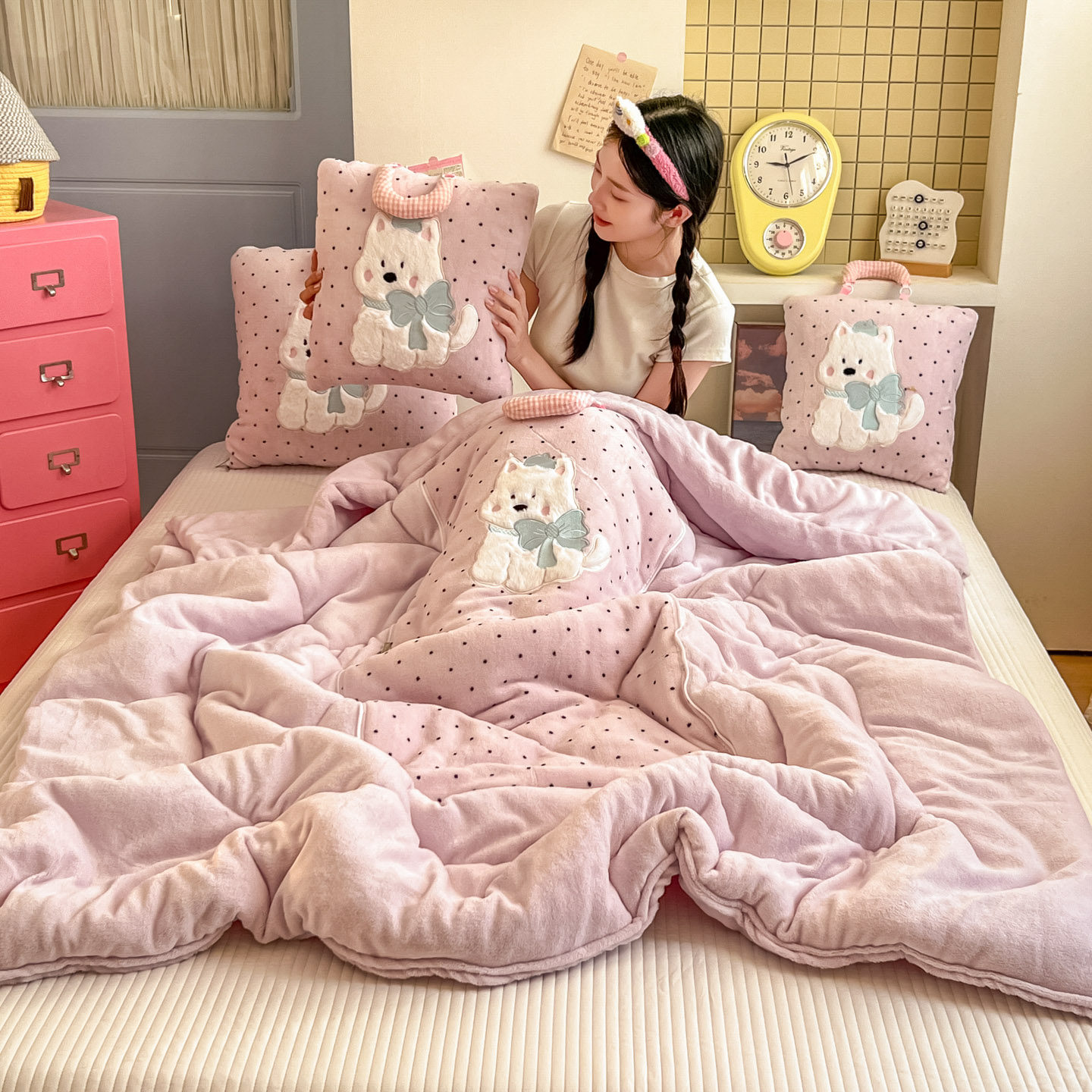 抱枕被子两用加厚保暖个性可爱办公室午睡空调被沙发靠枕盖毯冬季,淘宝优惠券,粉丝福利购,淘宝优惠卷