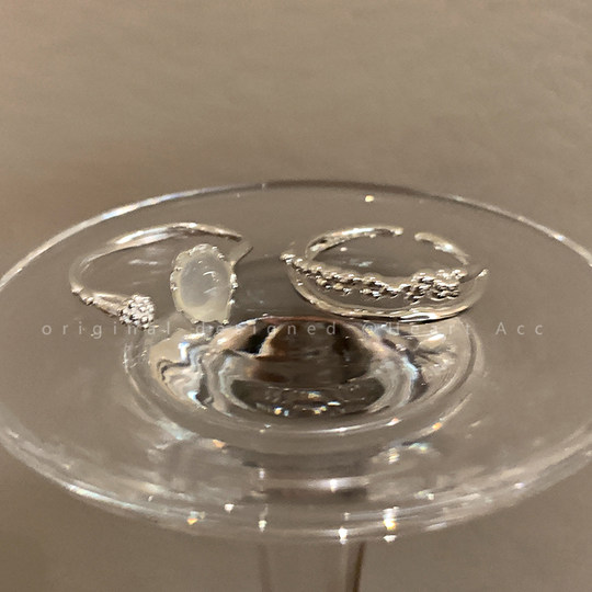 月光石素圈开口戒指女生轻奢小众设计高级感可调节指环食指戒配饰