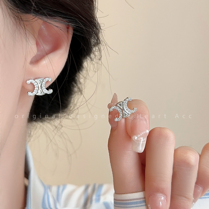 小香双C珍珠银针耳钉女轻奢小众高级感耳环时尚气质2024新款耳饰 - 图1