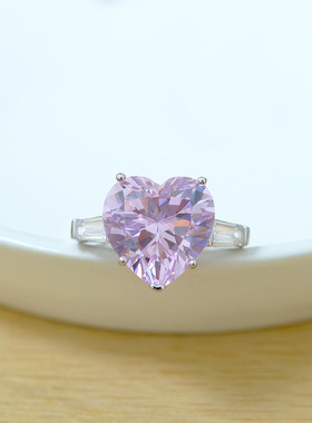极简粉色爱心英国进口锆石戒指
