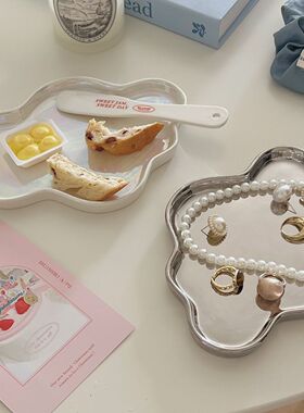 饰品首饰展示盘陶瓷盘摆件云朵装饰香薰蜡烛玄关托盘 钥匙收纳盘