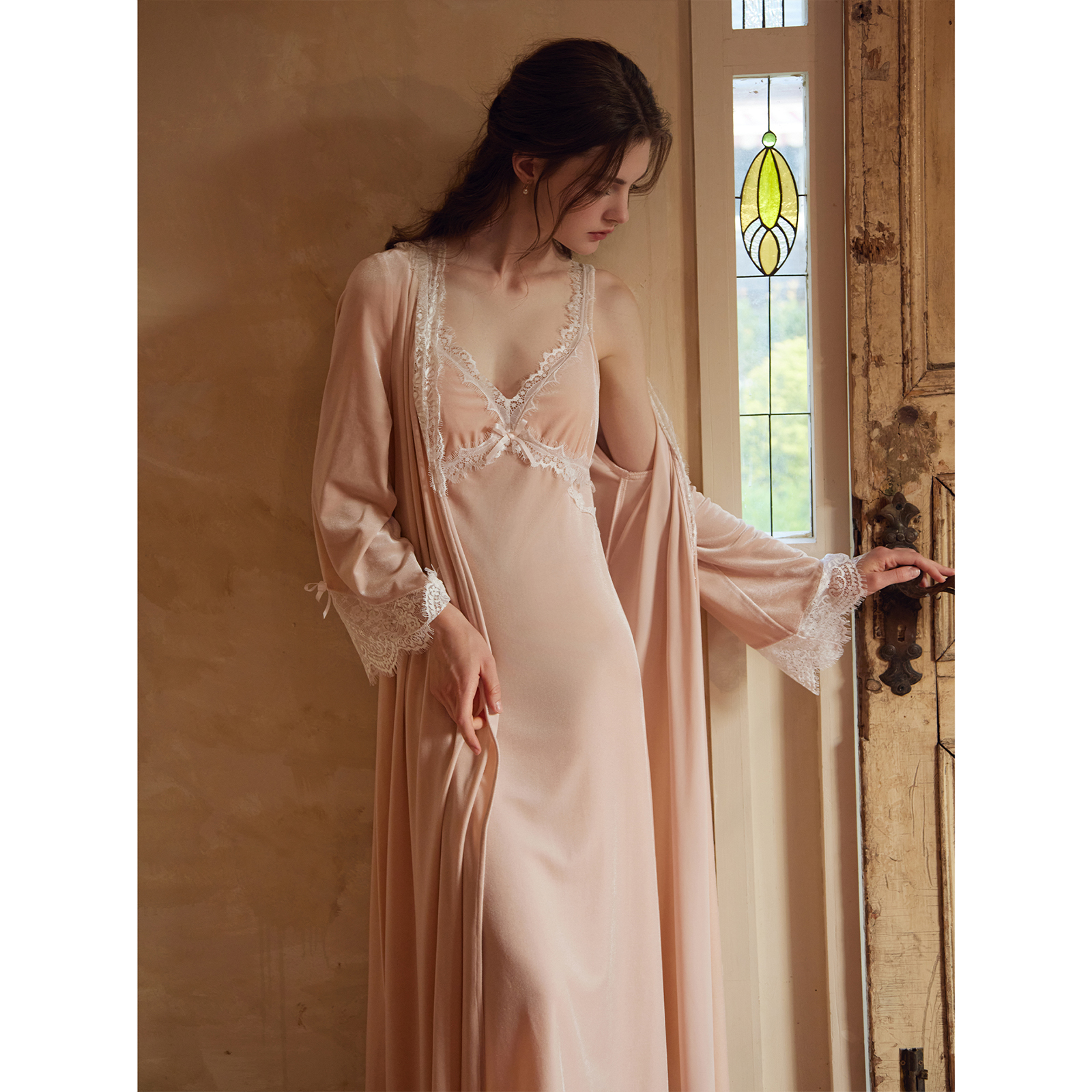 RoseTree新娘晨袍女秋冬季丝绒法式性感高级感睡衣睡袍套装带胸垫 - 图2