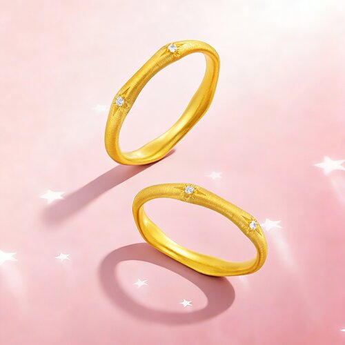 潮宏基繁星黄金钻石戒指足金戒圈古法拉丝六芒星时尚镶嵌点W - 图2
