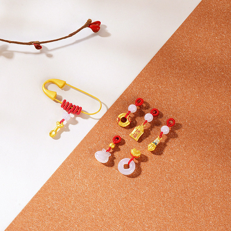 潮宏基好事发生足金和田玉吊坠黄金挂坠5D硬金不含别针送礼物宝宝,淘宝优惠券,粉丝福利购,淘宝优惠卷