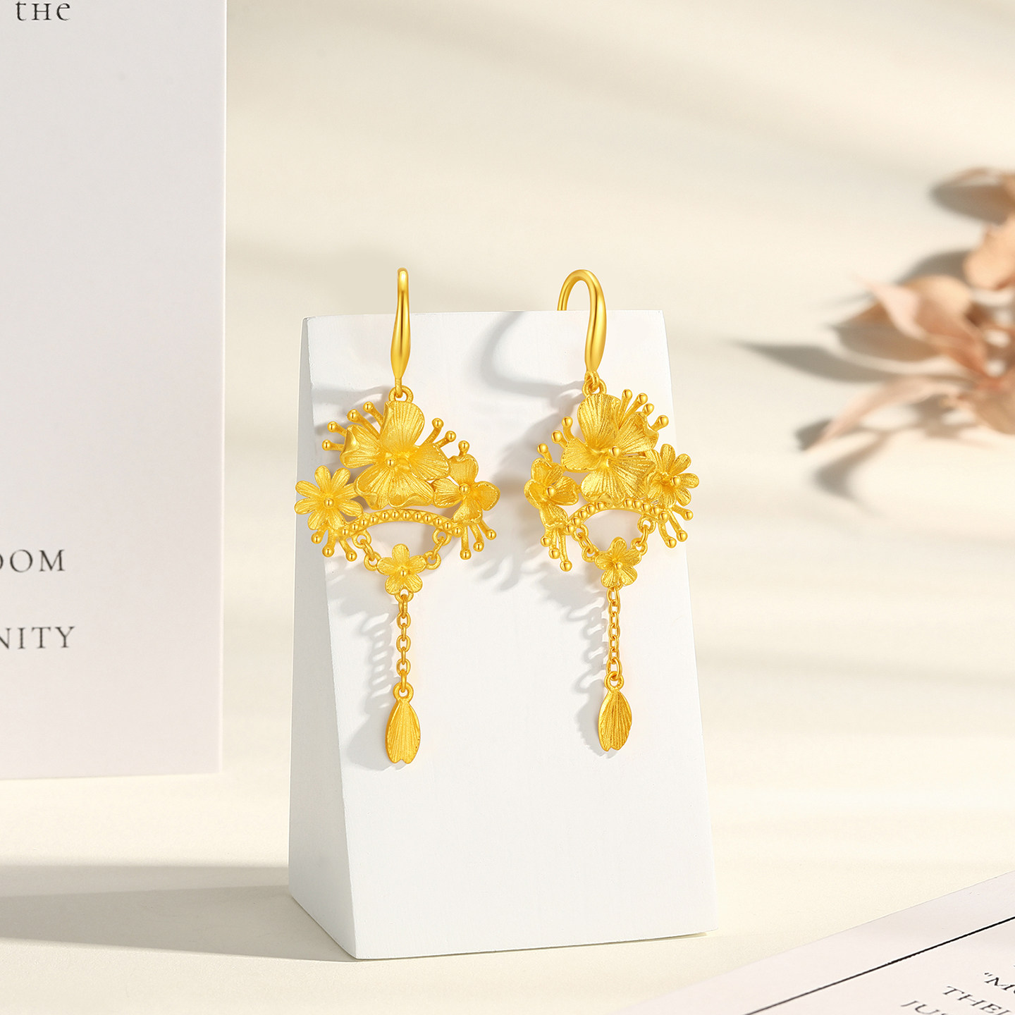 潮宏基足金耳饰黄金耳钩耳环新中式三金婚庆结婚礼物情人节 计价,淘宝优惠券,粉丝福利购,淘宝优惠卷