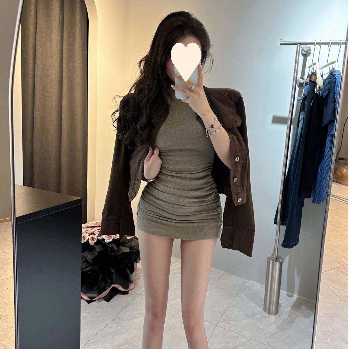 2025秋季新款美式复古短款牛仔外套+高领褶皱包臀连衣裙两件套女,淘宝优惠券,粉丝福利购,淘宝优惠卷