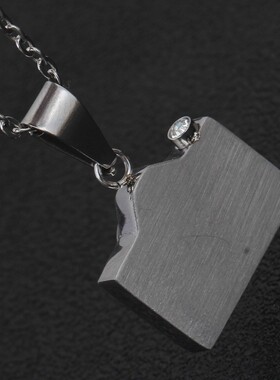 新款欧美创意钛钢相机项链女复古做旧不锈钢滴油照相机项链 热卖