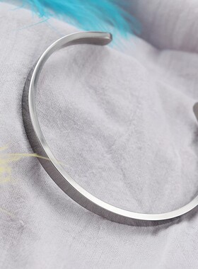 新款5MM不锈钢手镯个性化短语手饰雕刻刻字手环生日毕业礼物纪念