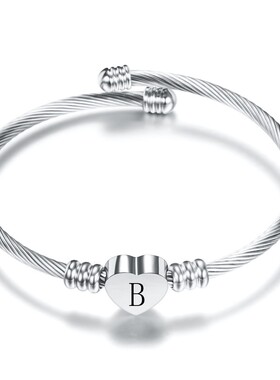 新款26个字母不锈钢手镯简约个性钛钢爱心字母手镯开口女桃心百搭