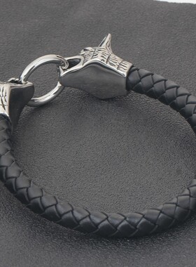 新款厂家 欧美钛钢牛皮复古霸气狼头不锈钢手链时尚双头狼热卖男