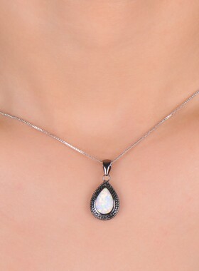 新款欧美时尚 白色澳宝水滴吊坠项链 跨境项坠高级感百搭饰品