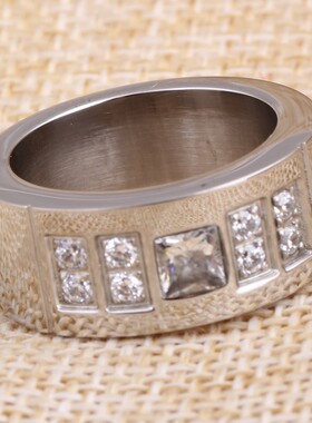 新款厂家欧美个性9MM双排对称镶锆不锈钢钛钢戒指时尚简约戒指女