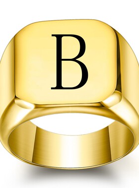 新款欧美百搭26个英文首字母钛钢戒指男复古朋克方形18MM学生潮男