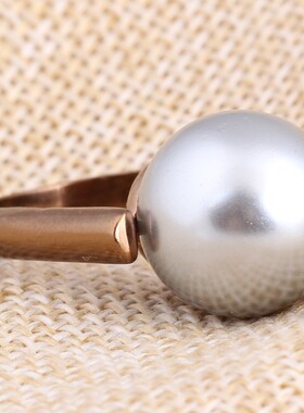 新款厂家 欧美简约时尚百搭镶珍珠女个性不锈钢钛钢戒指玫瑰金女