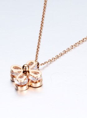 新款厂家欧美跨境钛钢幸运四叶草项链女潮流玫瑰金锁骨链简约百搭