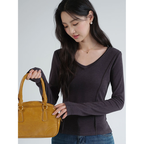 蓝若水大码女装鱼骨线V领打底衫胖MM2026春装新款正肩显瘦上衣 - 图3