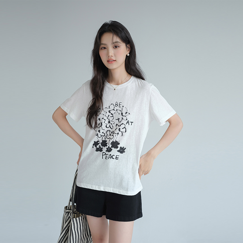 蓝若水大码女装2025夏季新款短袖印花T恤微胖MM巨显瘦正肩上衣ins