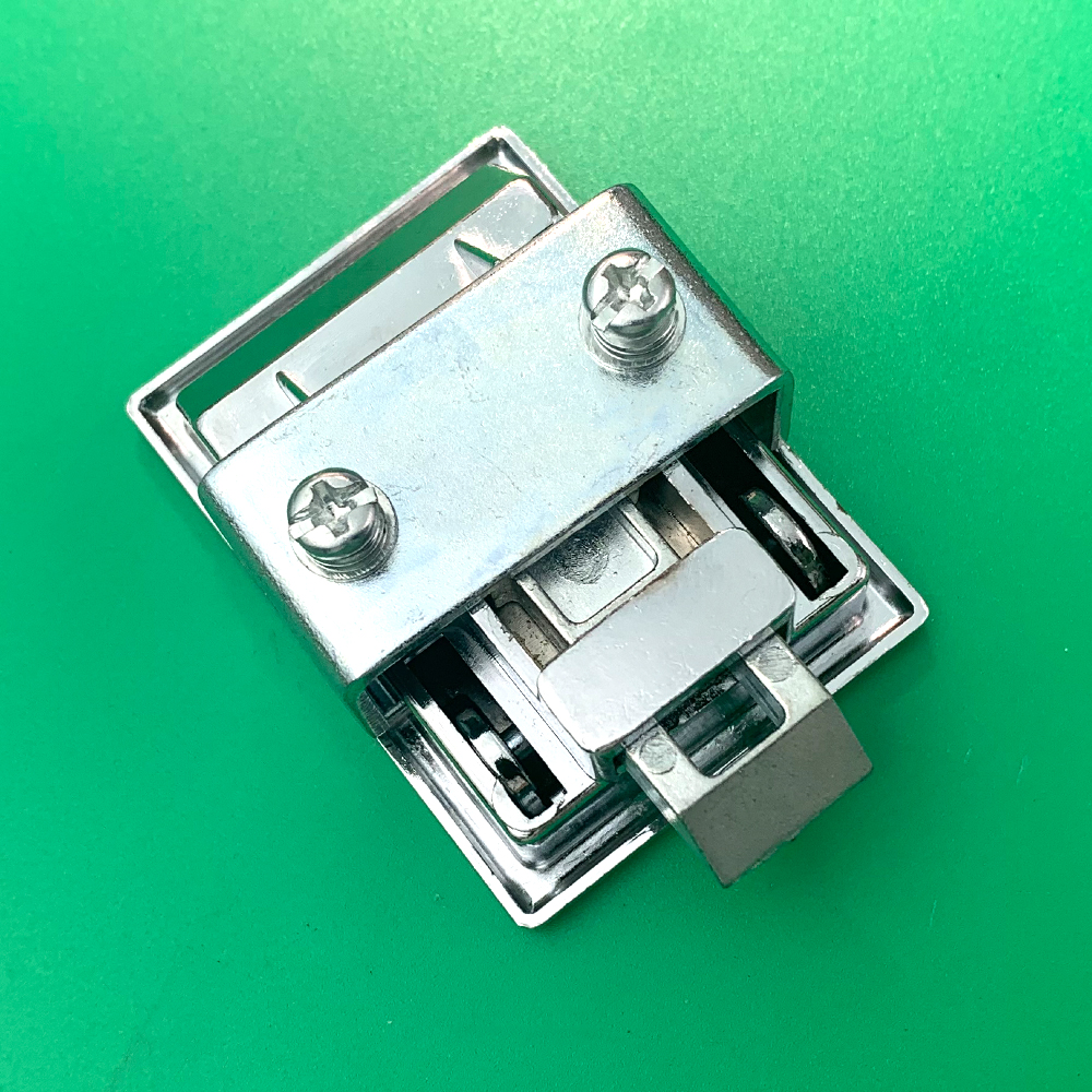 海坦平面锁 搭扣式门锁 机柜搭扣 控制柜锁 门扣 隐形拉手LS731 - 图1