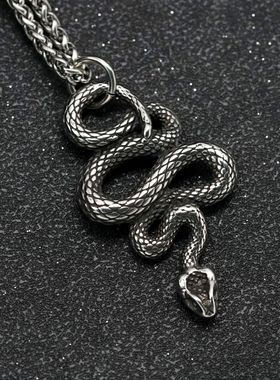 2025蛇年属相挂吊坠项链