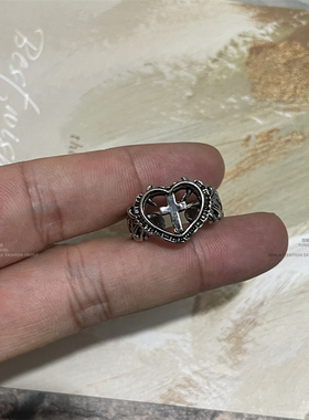 原创小恶魔之心十字架戒指复古做旧镂空开口指环男女潮流小众戒子