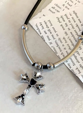 冷淡风十字架项链街头嘻哈饰品百搭小众个性中性卫衣链锁骨链