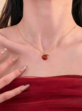 红色福袋小钱袋项链女202冬新款小众高级感毛衣链新年氛围感配饰