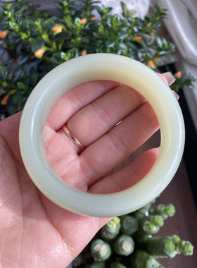 新疆和田玉于田手镯胖轮胎手镯油润细腻带证书