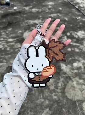 惆怅的枫叶~拼豆像素风亚