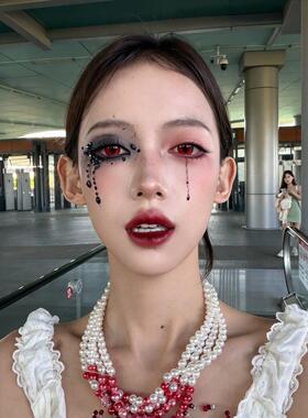 万圣节脸贴暗黑眼泪女生