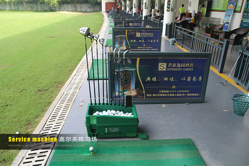 PGM新品 高尔夫半自动发球机 带球杆架 多功能发球盒 大容量 - 图3