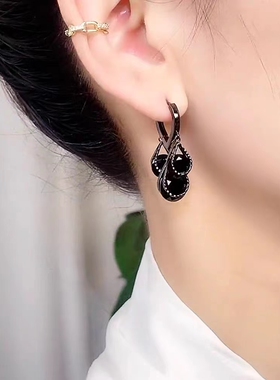 水滴耳扣女精致法式高级感黑色