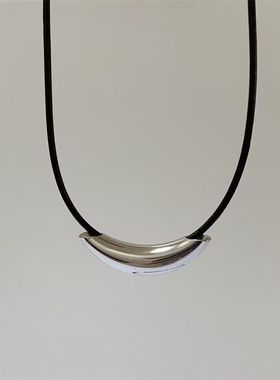 气质个性项链轻奢高级感锁骨链