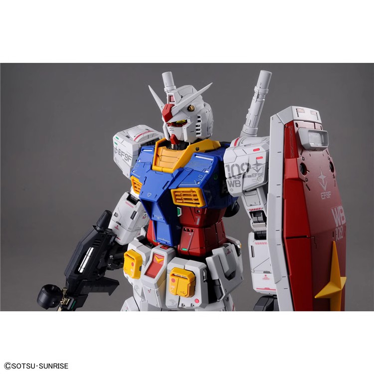 特价 万代 拼装模型 PG 1/60 RX-78-2 Gundam 元祖高达 敢达 - 图2