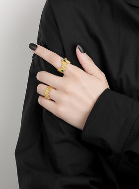 小众设计感纹理不规则绿色戒指