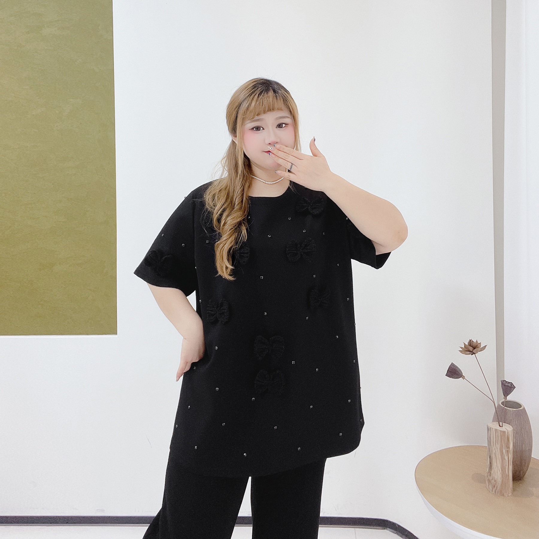 蓬勃温婉知性风胖莹莹大码女装胖mm钉钻减龄蝴蝶结加厚短袖T恤衫,淘宝优惠券,粉丝福利购,淘宝优惠卷