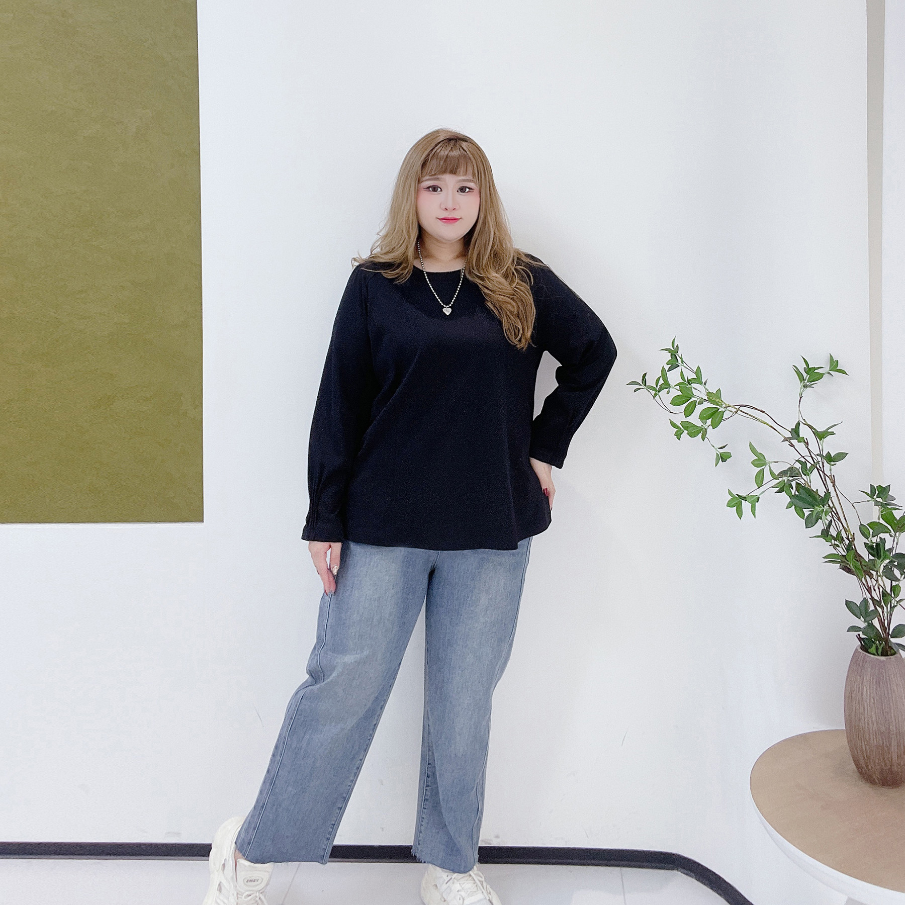 复古休闲风百搭九分小脚裤胖莹莹大码女装秋季新款显瘦毛边牛仔裤,淘宝优惠券,粉丝福利购,淘宝优惠卷