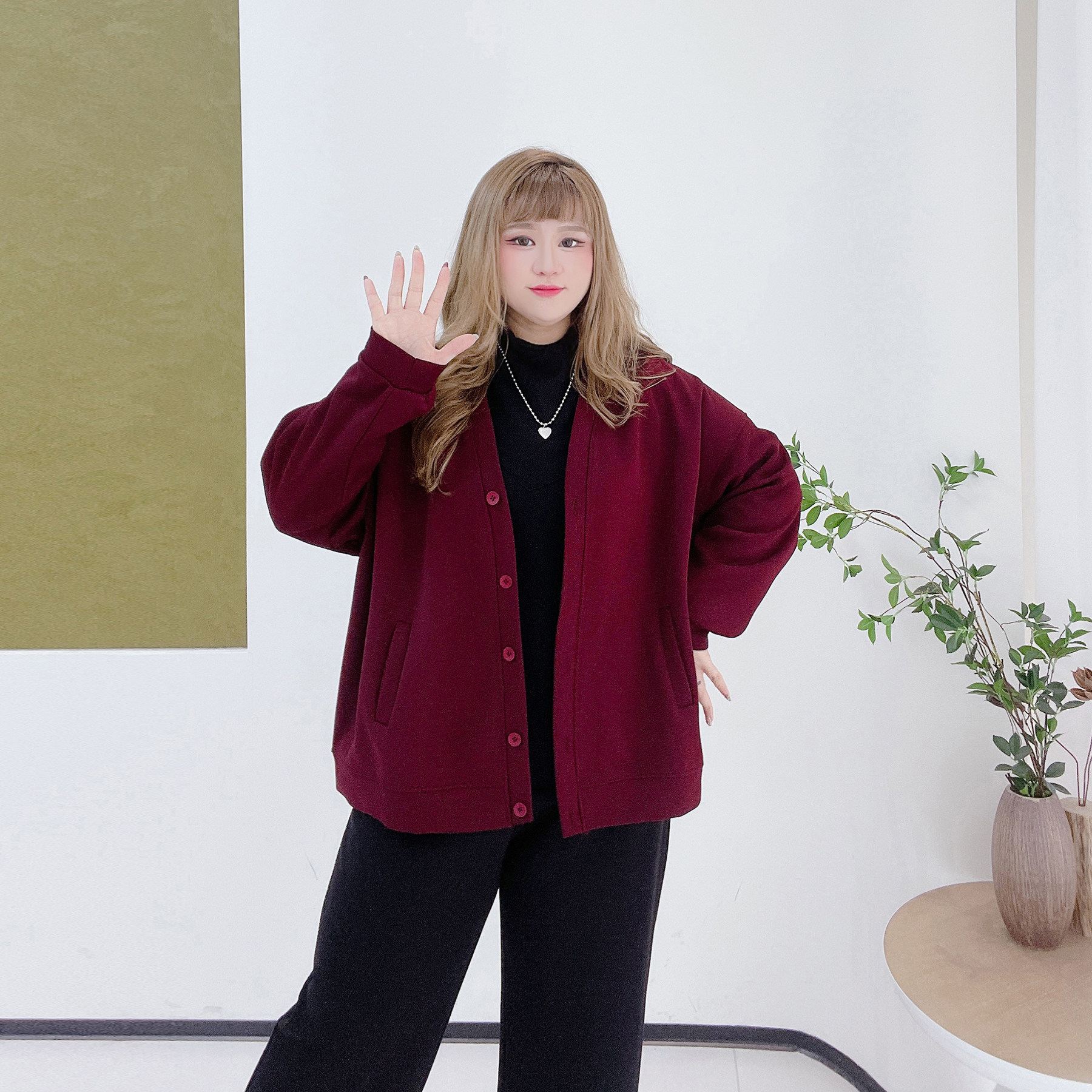 美式宽松棒球服外套胖莹莹大码女装秋季慵懒风遮肉高级感纯色上衣,淘宝优惠券,粉丝福利购,淘宝优惠卷