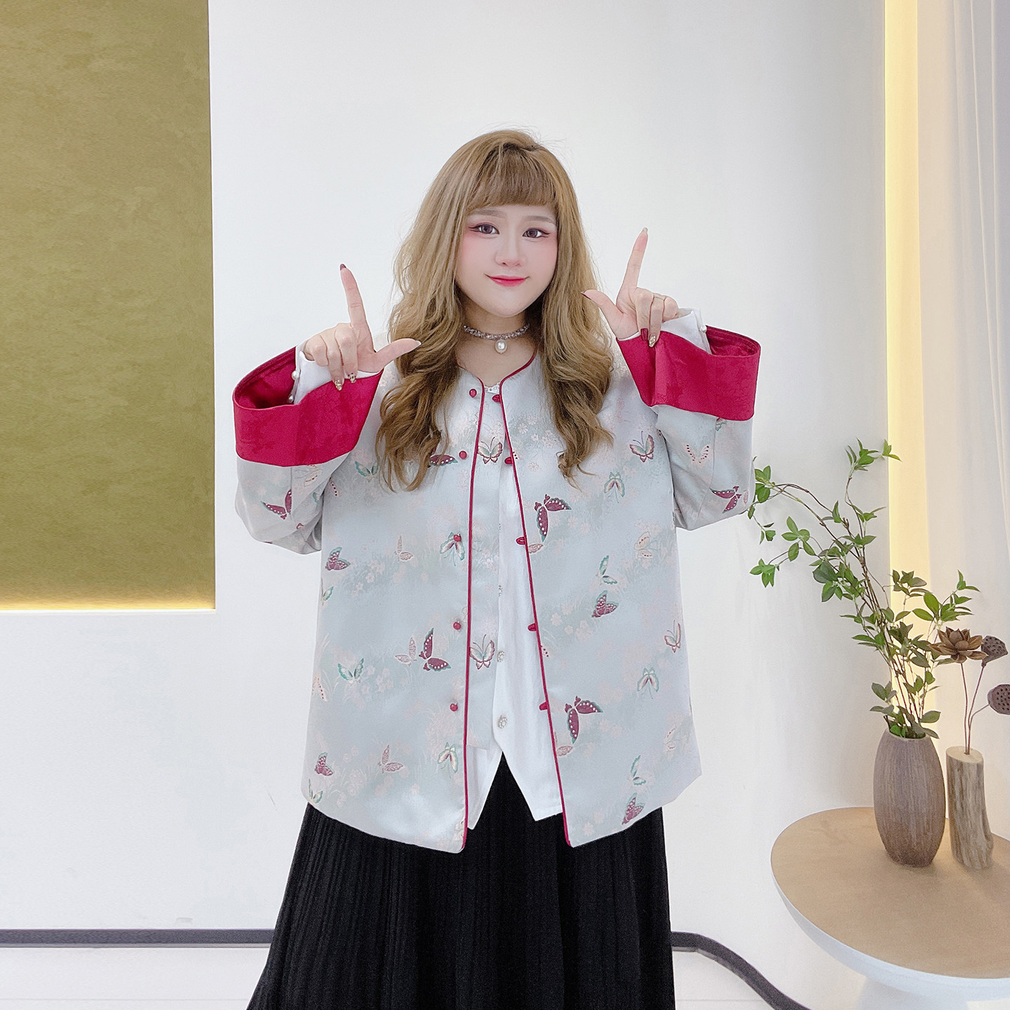 2025新中式高级感遮肉外套胖莹莹大码女装秋气质撞色提花肌理上衣,淘宝优惠券,粉丝福利购,淘宝优惠卷