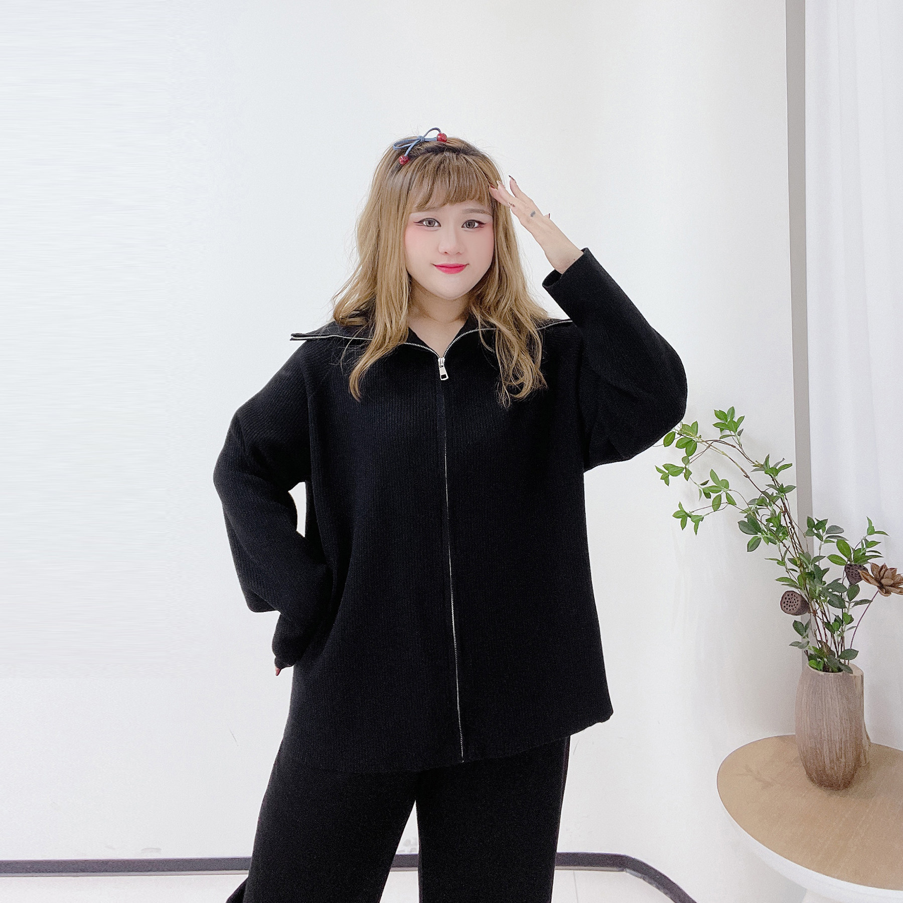 350斤气质翻领拉链毛衣胖莹莹大码女装秋季爆款宽松遮肉针织开衫,淘宝优惠券,粉丝福利购,淘宝优惠卷