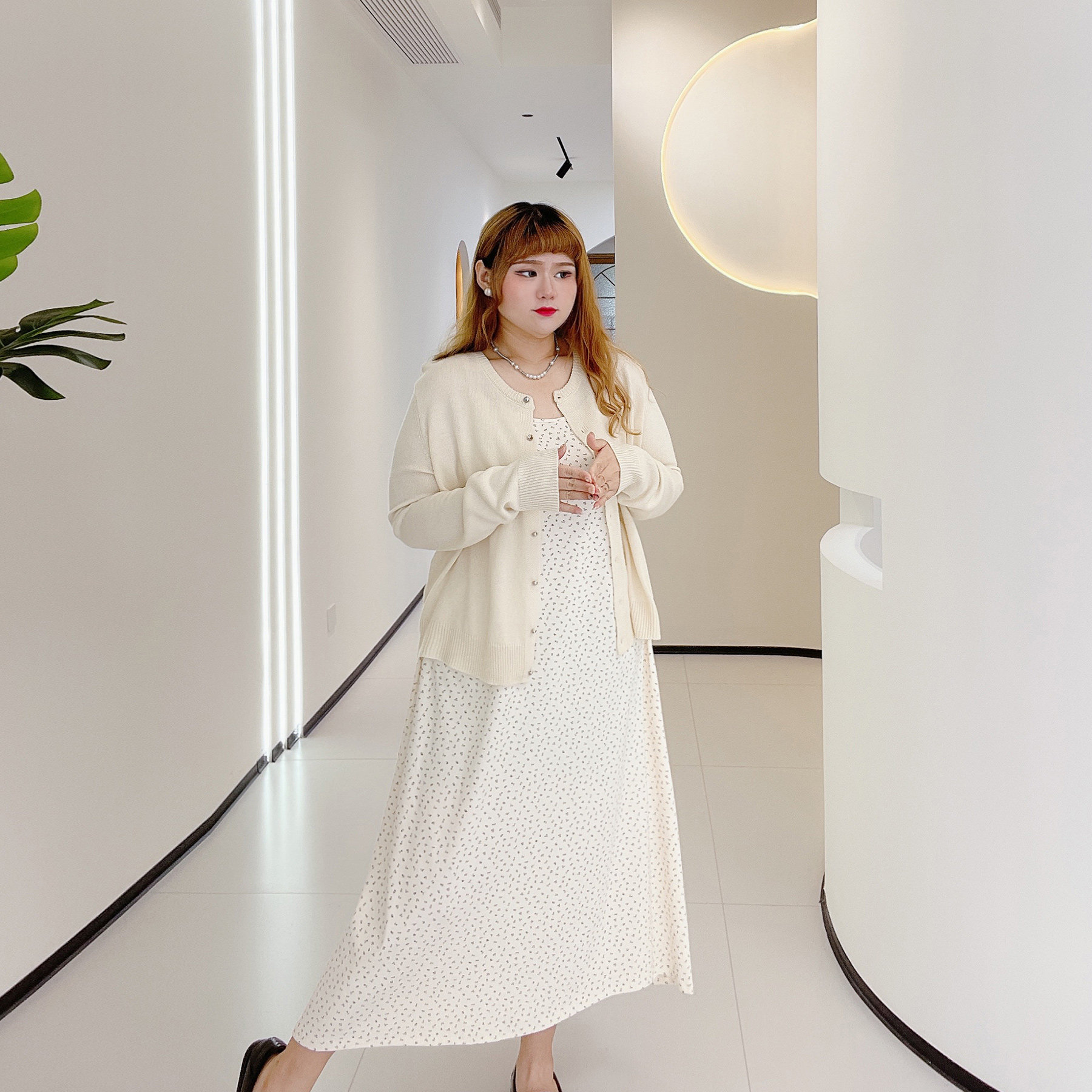 胖仙女莹莹大码女装胖mm秋季遮肉针织开衫捻褶碎花吊带连衣裙套装,淘宝优惠券,粉丝福利购,淘宝优惠卷