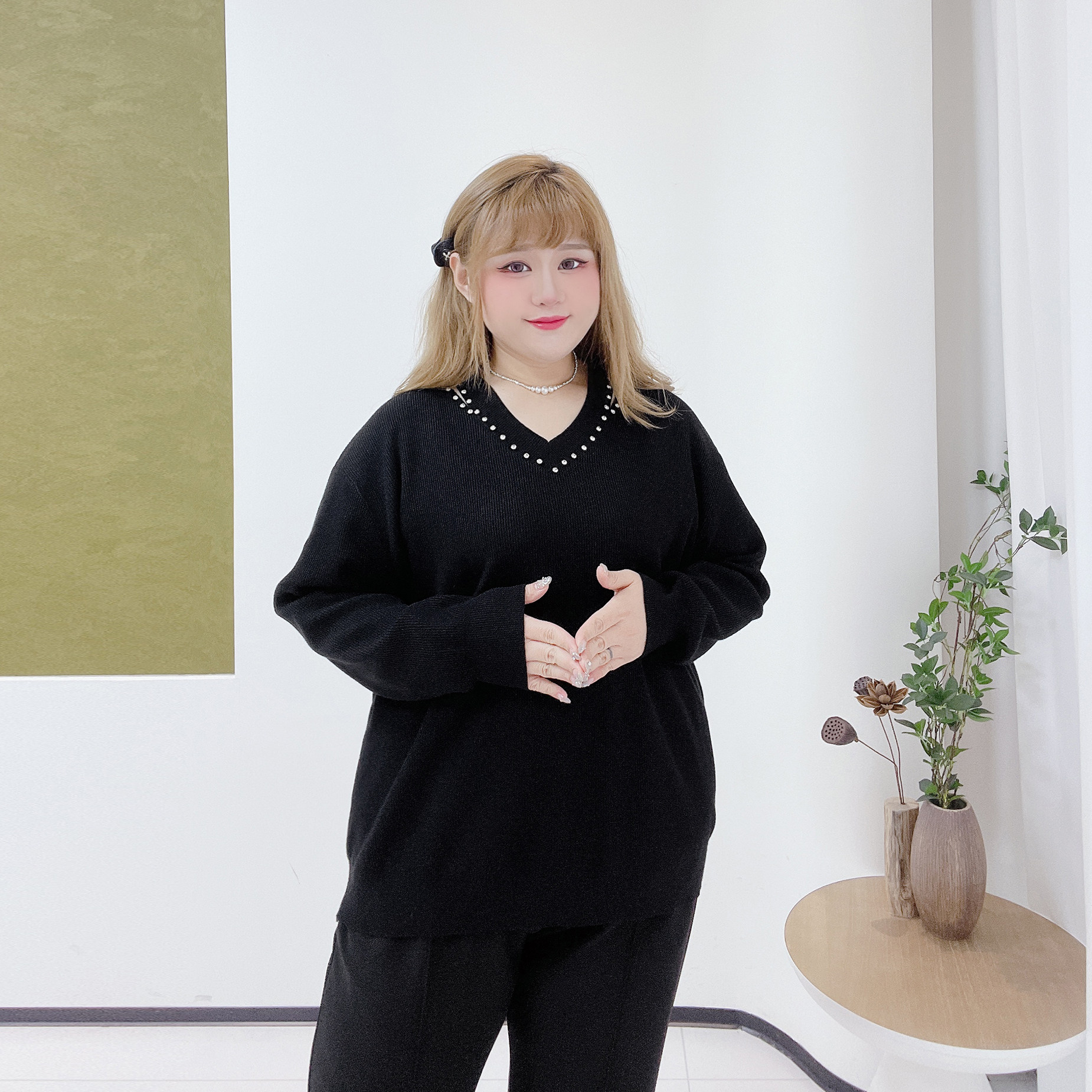 重工高级感钉钻内搭上衣潮胖莹莹大码女装秋冬小心机镂空显瘦毛衣,淘宝优惠券,粉丝福利购,淘宝优惠卷