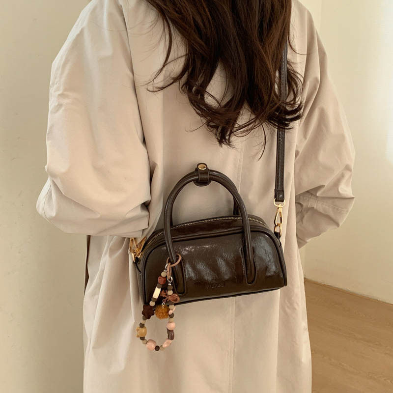 手提包包女式2026新款潮春季高级感时尚百搭轻奢单肩斜挎通勤女包,淘宝优惠券,粉丝福利购,淘宝优惠卷