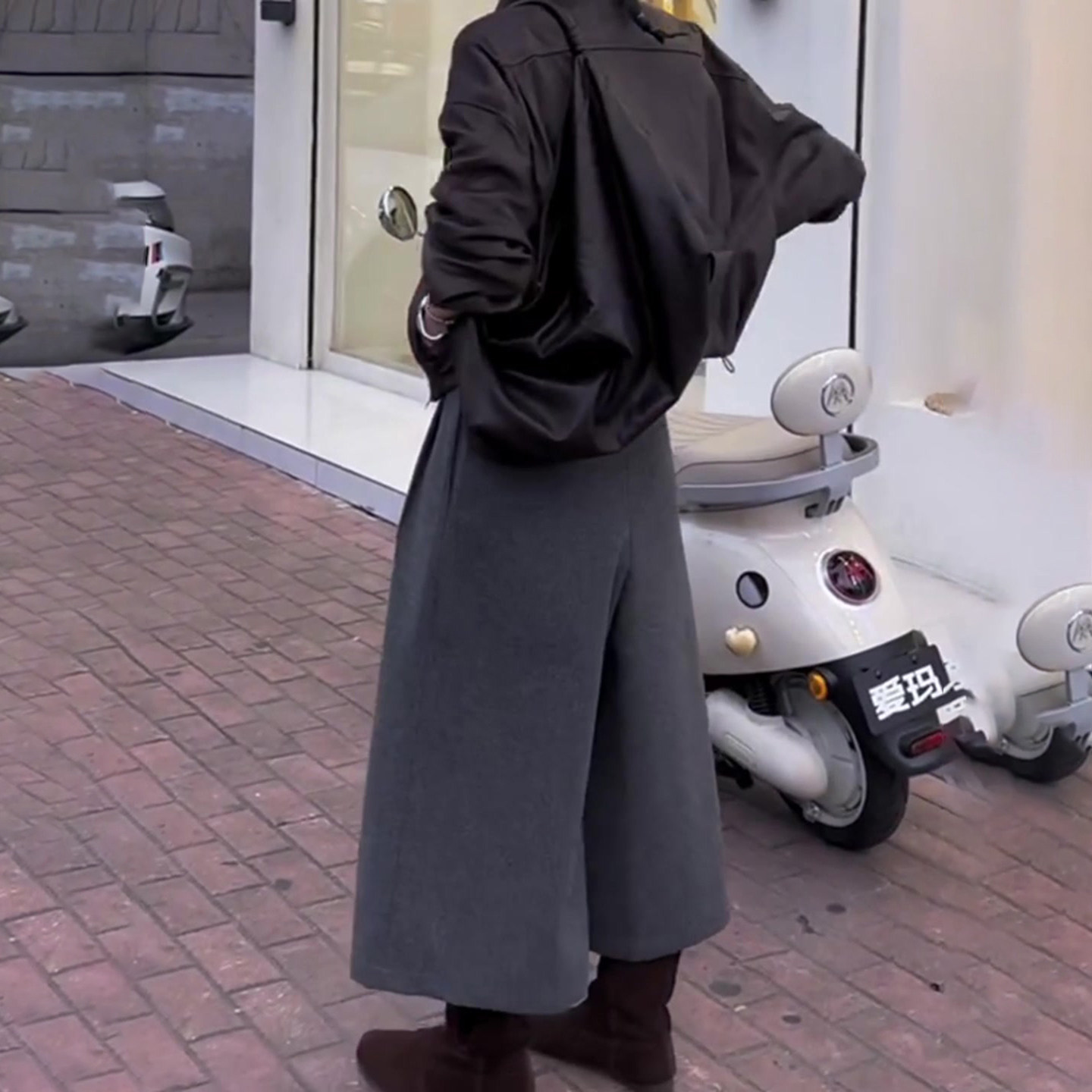 灰色压褶毛呢阔腿裤女2025秋季流行新款高腰简约宽松时尚八分裤子,淘宝优惠券,粉丝福利购,淘宝优惠卷