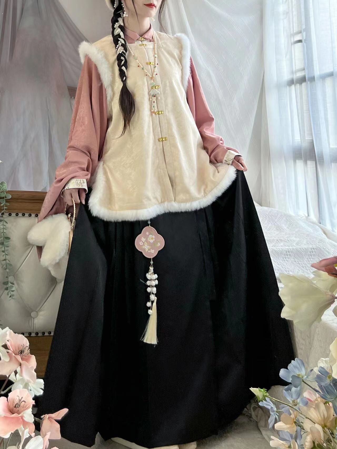 灵兔暗纹提花明制立领琵琶袖放量大秋冬款双层改良汉服原创女,淘宝优惠券,粉丝福利购,淘宝优惠卷